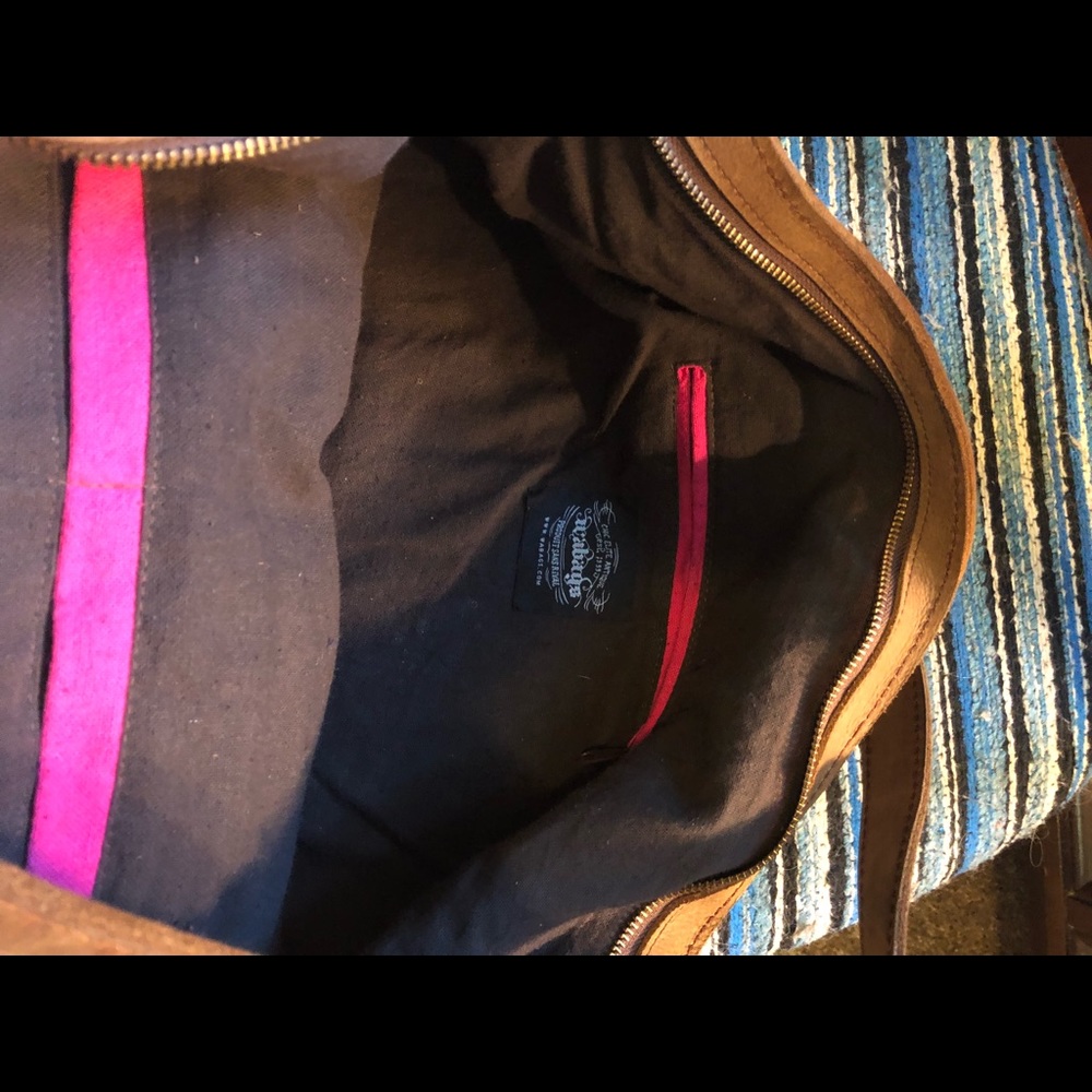 STUNNING! Cross body/shoulder bag - Picture 3 of 8